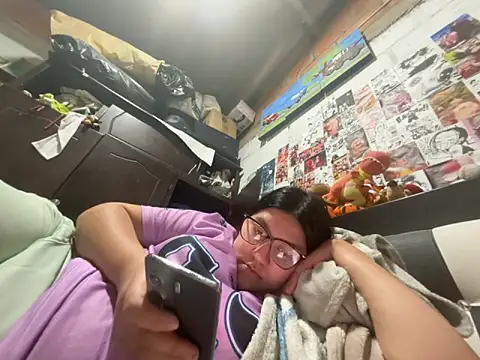 dafne19  online show from 03-09-26, 03:21