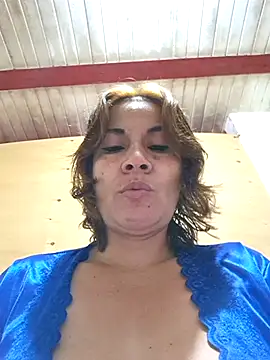 Zaralu  online show from 11-24-25, 12:49