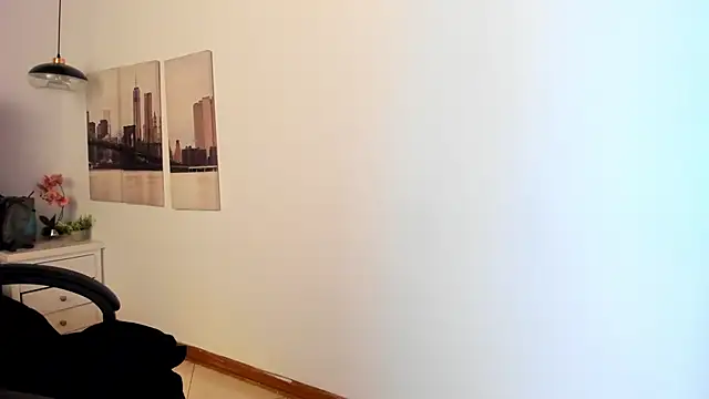 Alaia Cute online show from 03-11-25, 02:42