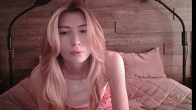 Snapshot of ErikaShyy chatting on 02-27-25, 10:22 ErikaShyy online show from 02-27-25, 10:22