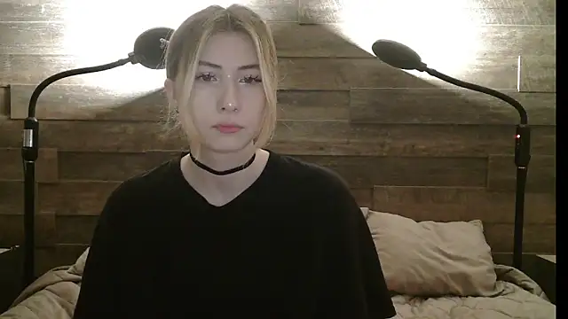 ErikaShyy online show from 12-02-25, 10:50