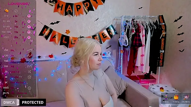 Tasty booty online show from 10-30-25, 02:10