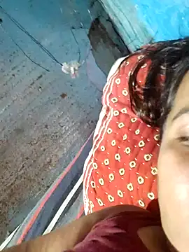 Snapshot of Natasha-In69 chatting on 09-18-25, 05:32 Natasha-In69 online show from 09-18-25, 05:32