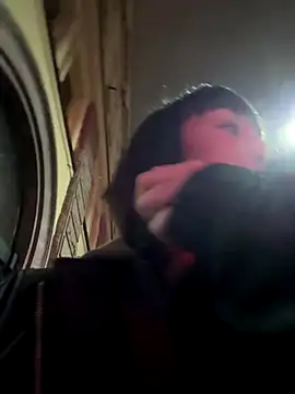 Sophie Avory online show from 10-29-25, 06:40