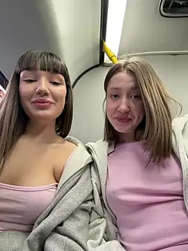 Sophie Avory online show from 04-22-26, 04:47