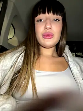 Sophie Avory online show from 12-22-25, 11:05