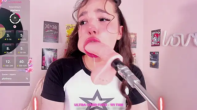 Snapshot of LosAlicee chatting on 03-12-26, 11:31 LosAlicee online show from 03-12-26, 11:31