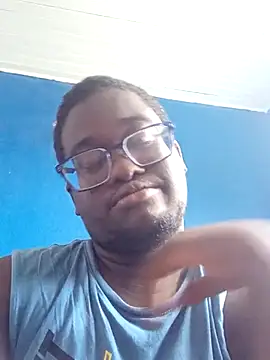 Snapshot of Jeanlaurent972 chatting on 10-28-25, 01:43 Jeanlaurent972 online show from 10-28-25, 01:43