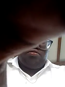 Snapshot of Jeanlaurent972 chatting on 02-03-26, 08:36 Jeanlaurent972 online show from 02-03-26, 08:36