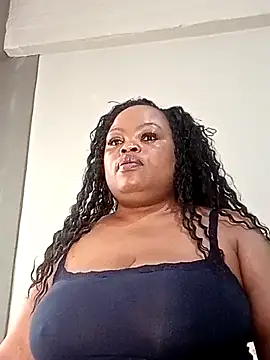 hugemelonsxxx online show from 10-28-25, 10:36