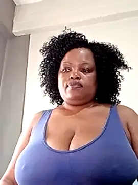 Snapshot of hugemelonsxxx chatting on 07-19-26, 10:56 hugemelonsxxx online show from 07-19-26, 10:56