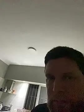 Snapshot of Julian_23312 chatting on 02-09-26, 03:48 Julian 23312 online show from 02-09-26, 03:48