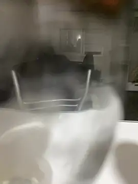 Snapshot of Julian_23312 chatting on 02-17-26, 06:22 Julian 23312 online show from 02-17-26, 06:22