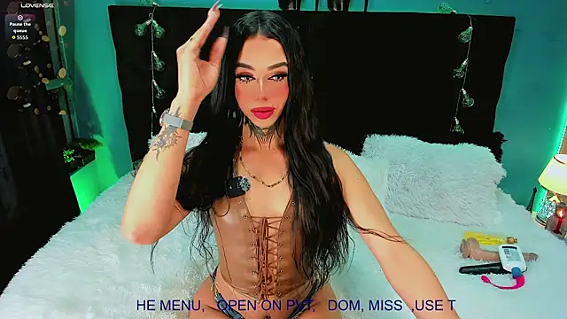 CALLME GODDESS  online show from 04-25-26, 07:22