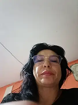 Snapshot of katysquirtdirty chatting on 07-24-26, 12:17 katysquirtdirty online show from 07-24-26, 12:17