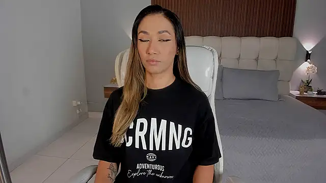 Emma23   online show from 02-19-26, 06:32