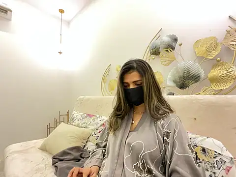 MaYaa  11 online show from 04-10-26, 06:53