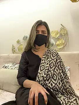 MaYaa  11 online show from 02-12-26, 06:46