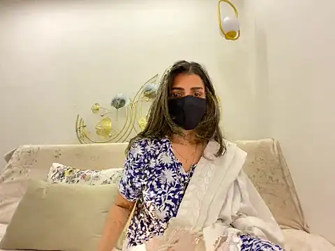 MaYaa  11 online show from 02-25-26, 07:19