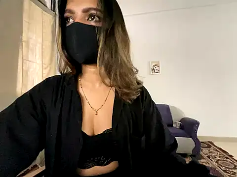 MaYaa  11 online show from 12-04-24, 02:03