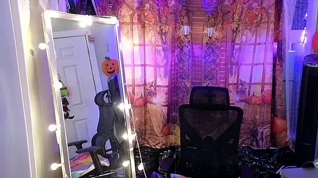 cunty tranny lydia online show from 11-13-25, 05:22