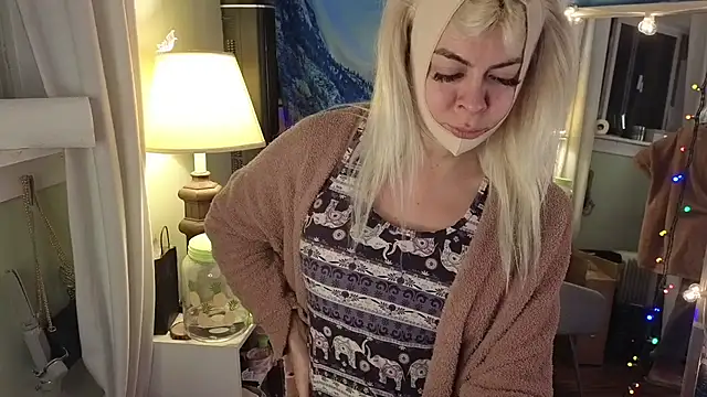 cunty tranny lydia online show from 03-09-25, 06:28