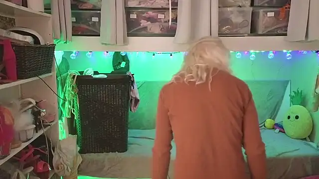 cunty tranny lydia online show from 12-05-25, 06:56