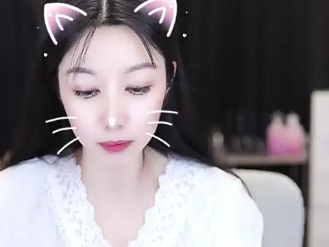 Nuyoah-77 online show from 09-30-25, 04:02