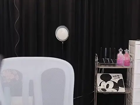 Nuyoah-77 online show from 10-21-25, 04:28