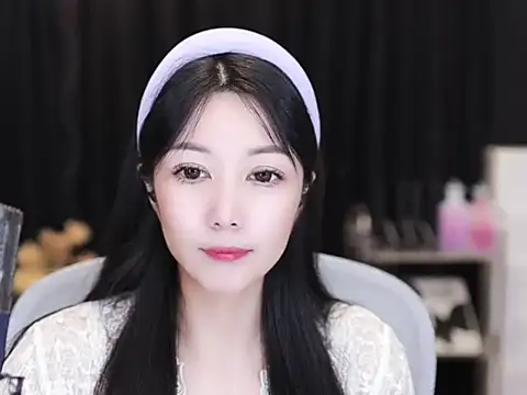 Nuyoah-77 online show from 09-12-25, 05:13