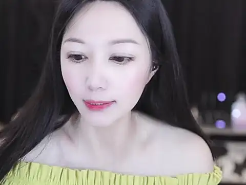 Nuyoah-77 online show from 04-10-26, 05:58