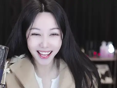 Nuyoah-77 online show from 03-04-26, 06:15