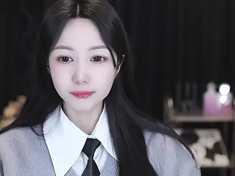 Nuyoah-77 online show from 03-08-26, 07:44