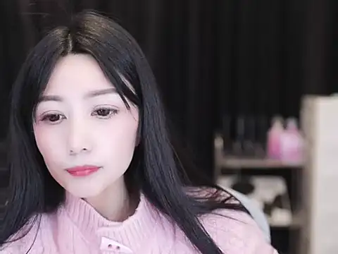 Nuyoah-77 online show from 11-18-25, 04:32