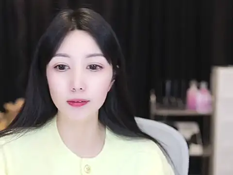 Nuyoah-77 online show from 11-04-25, 01:48