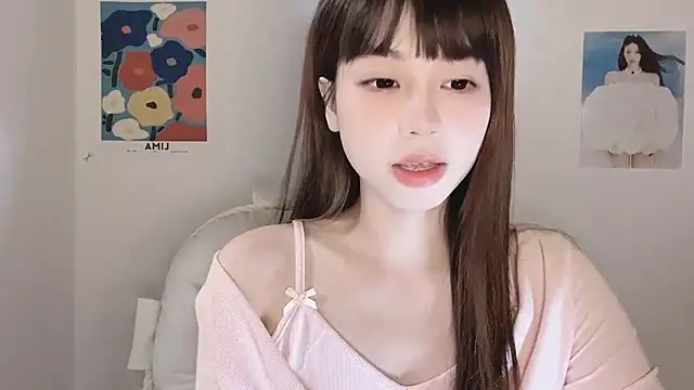 -Hottie online show from 11-11-25, 04:13