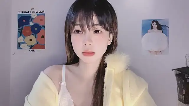 -Hottie online show from 12-15-25, 03:51