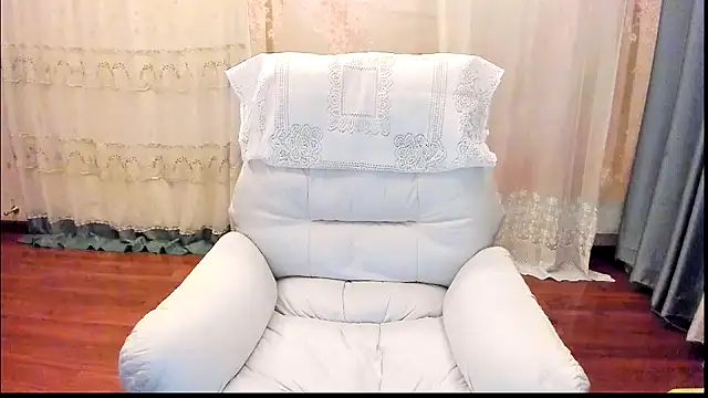 Snapshot of Pennyee chatting on 02-03-26, 12:32 Pennyee online show from 02-03-26, 12:32