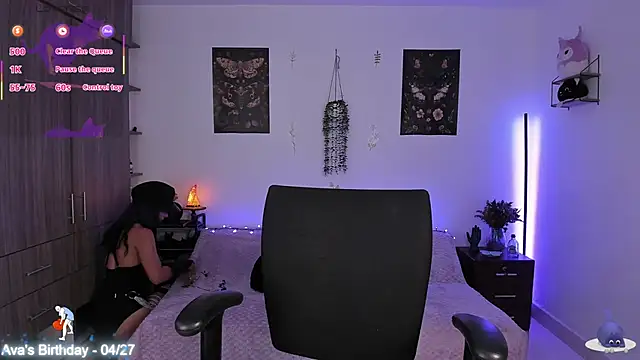 LadyAvalon online show from 04-06-26, 08:10