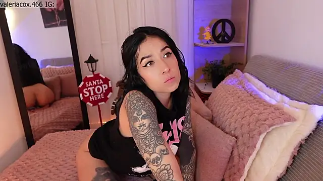 ValeriaCox online show from 11-23-25, 03:55