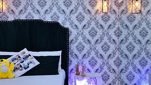 SaaraBrown online show from 09-21-25, 12:10