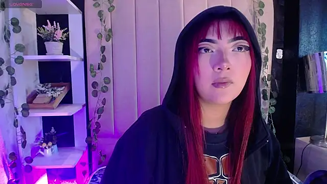 Snapshot of Mia_Rinn chatting on 01-28-25, 07:32 Mia Rinn online show from 01-28-25, 07:32