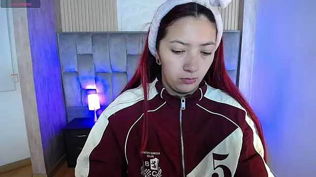 Snapshot of Mia_Rinn chatting on 09-23-25, 01:07 Mia Rinn online show from 09-23-25, 01:07