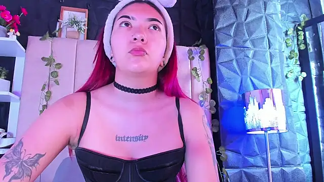 Mia Rinn online show from 02-11-26, 12:27