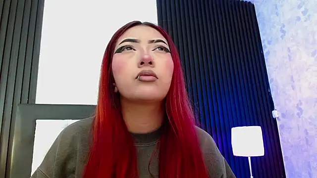 Snapshot of Mia_Rinn chatting on 10-07-25, 02:40 Mia Rinn online show from 10-07-25, 02:40