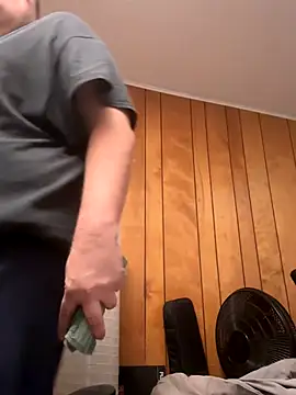 treatbobnicer online show from 12-02-25, 03:47