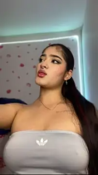 Snapshot of charlotte_9999 chatting on 06-15-26, 06:29 charlotte 9999 online show from 06-15-26, 06:29