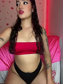 Snapshot of charlotte_9999 chatting on 02-25-26, 07:47 charlotte 9999 online show from 02-25-26, 07:47