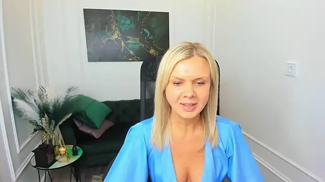 AgathaKlouin online show from 02-28-26, 11:32