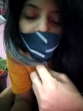 Hotty-Divya online show from 11-06-25, 03:16